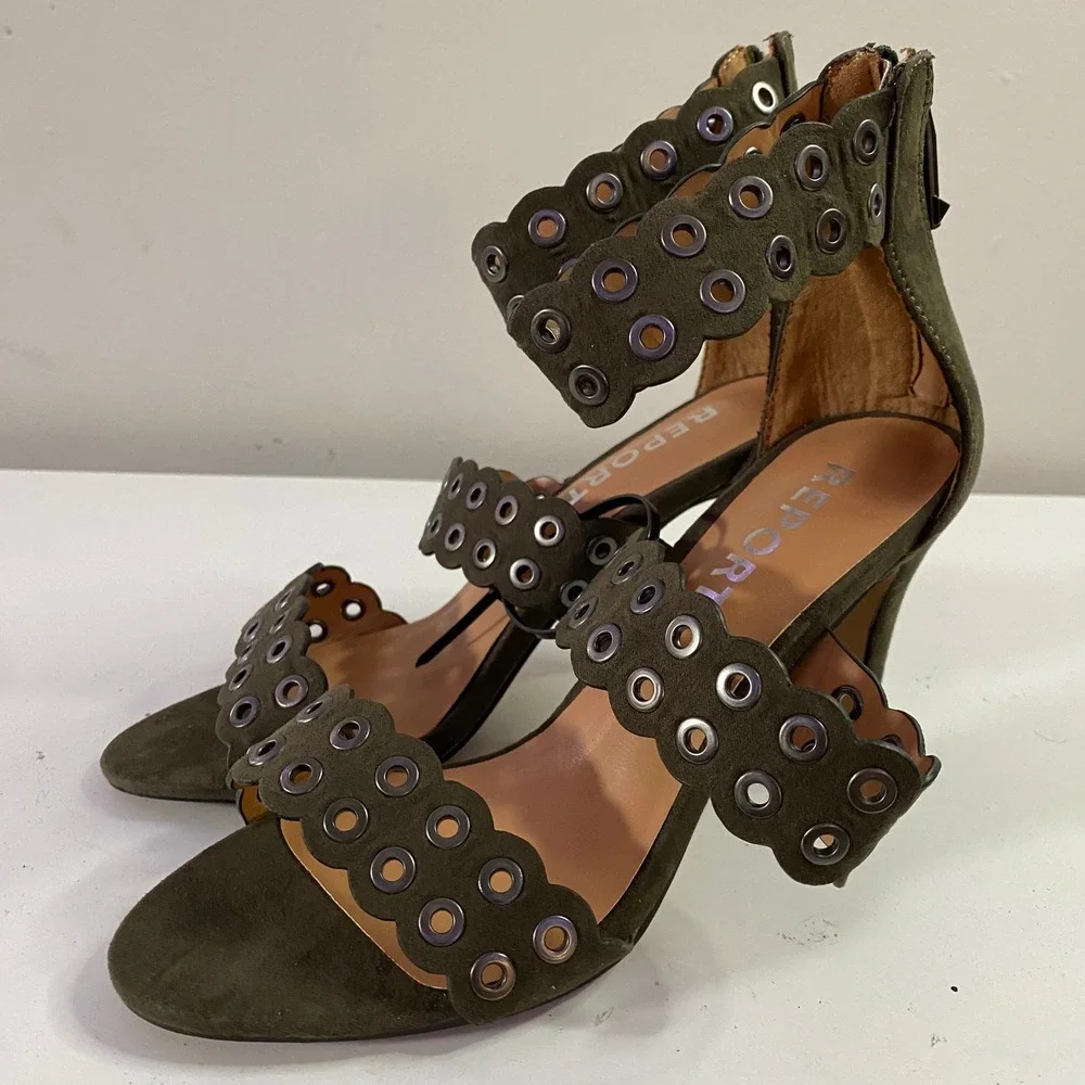 Report Apollo Sandals Womens 6 Olive‎ Green Grommet Scalloped Heel